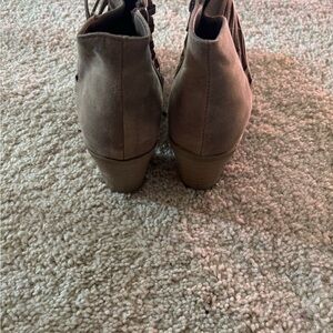 Women's Tan Ankle Boots